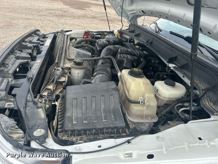 image for item OI9524 2016 Ford F350 Super Duty  box truck