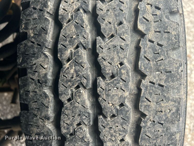 image for item OI9524 2016 Ford F350 Super Duty  box truck