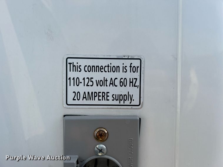 image for item OI9530 2000 Ford E450 Super Duty  ambulance