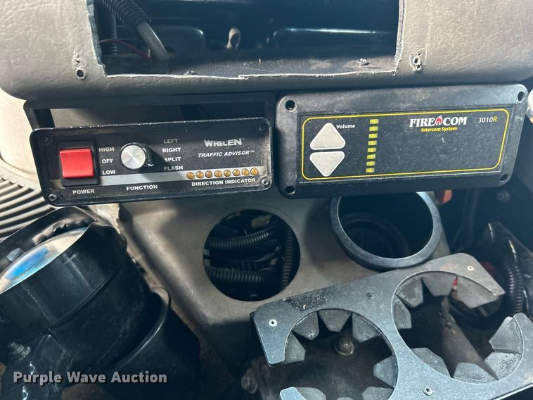 image for item OI9530 2000 Ford E450 Super Duty  ambulance