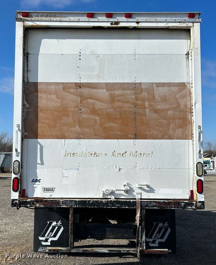 image for item OI9531 2007 GMC  C7500 box truck