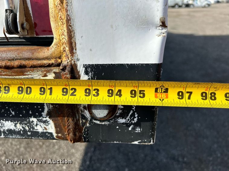 image for item OI9531 2007 GMC  C7500 box truck