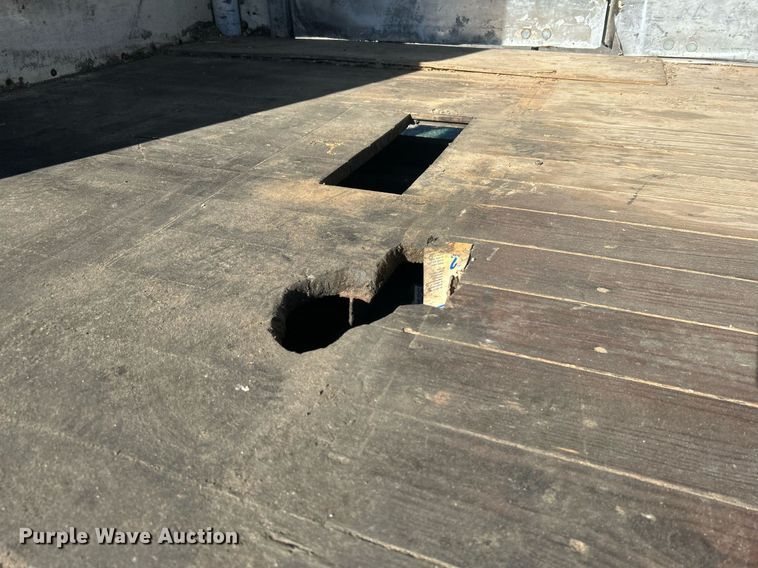 image for item OI9531 2007 GMC  C7500 box truck