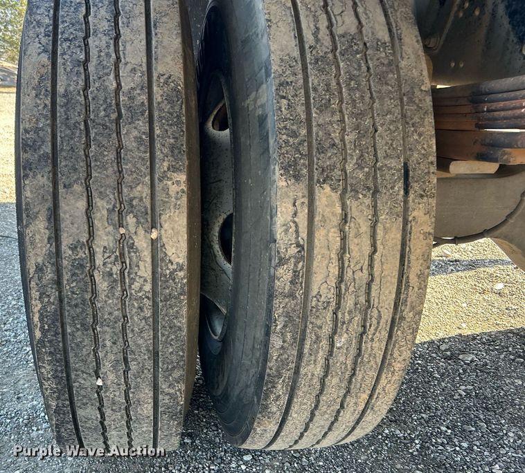 image for item OI9531 2007 GMC  C7500 box truck