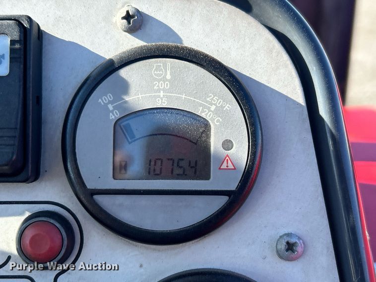 image for item OI9533 2015 Moffett M8 55.4 forklift