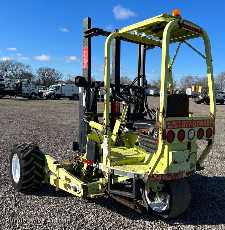 image for item OI9534 2008 Donkey M13-5K forklift