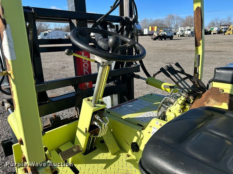 image for item OI9534 2008 Donkey M13-5K forklift