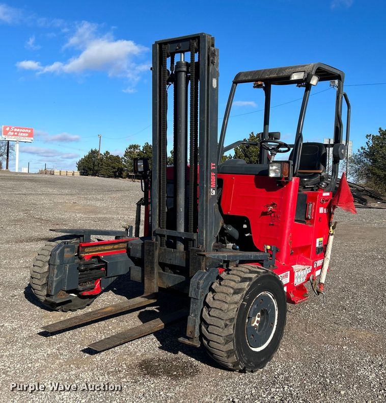 image for item OI9535 2015 Moffett  M8 55.4 forklift