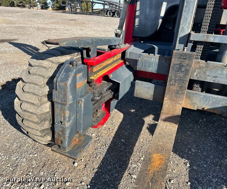 image for item OI9535 2015 Moffett  M8 55.4 forklift