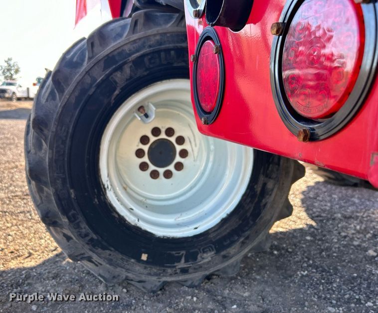 image for item OI9535 2015 Moffett  M8 55.4 forklift