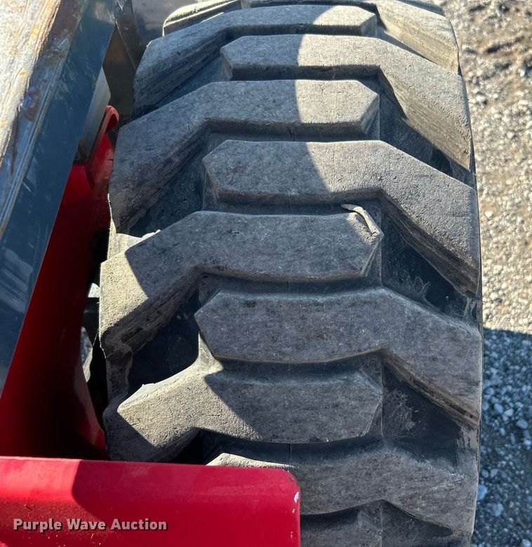 image for item OI9535 2015 Moffett  M8 55.4 forklift