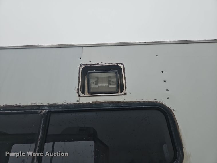 image for item OJ9710 2000 Progressive  PSG21034 camper