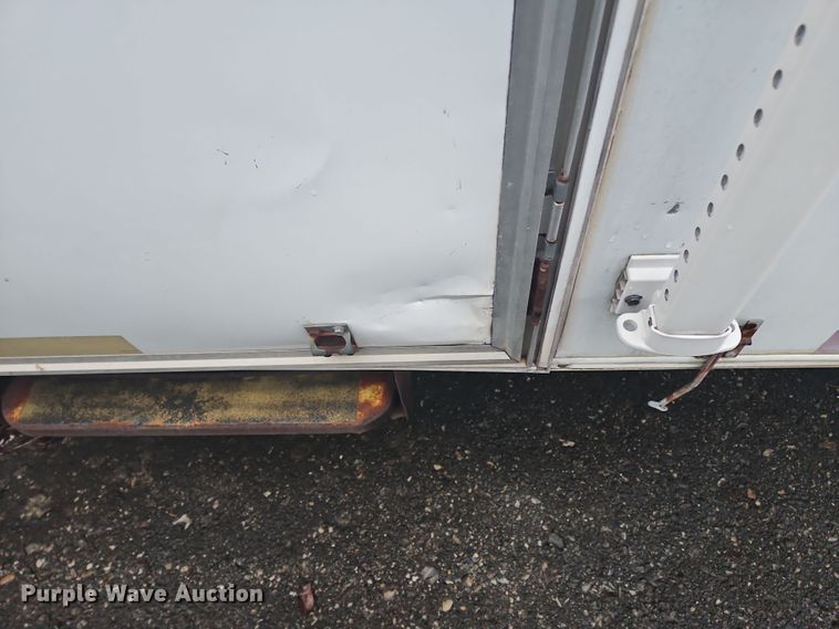 image for item OJ9710 2000 Progressive  PSG21034 camper