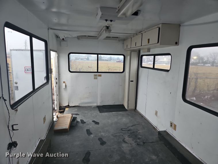 image for item OJ9710 2000 Progressive  PSG21034 camper