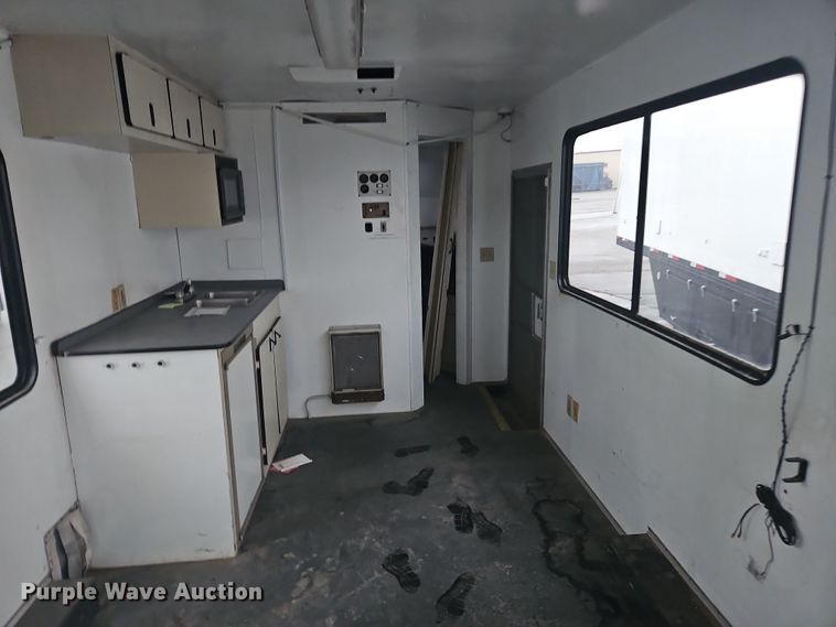 image for item OJ9710 2000 Progressive  PSG21034 camper