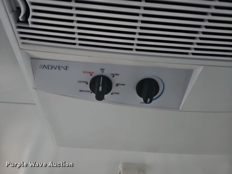 image for item OJ9710 2000 Progressive  PSG21034 camper