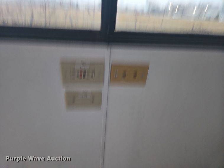 image for item OJ9710 2000 Progressive  PSG21034 camper