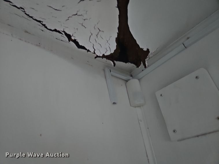 image for item OJ9710 2000 Progressive  PSG21034 camper