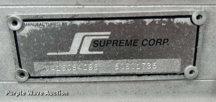 image for item OM9225 2005 GMC T6500 box truck