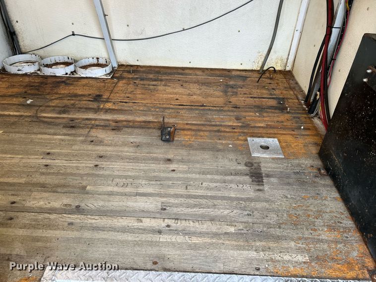 image for item OM9233 2005 Ford F650 Super Duty service truck