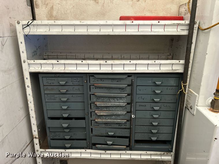 image for item OM9233 2005 Ford F650 Super Duty service truck