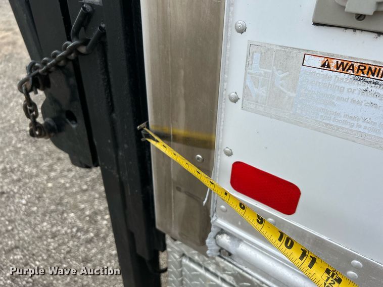 image for item OM9233 2005 Ford F650 Super Duty service truck