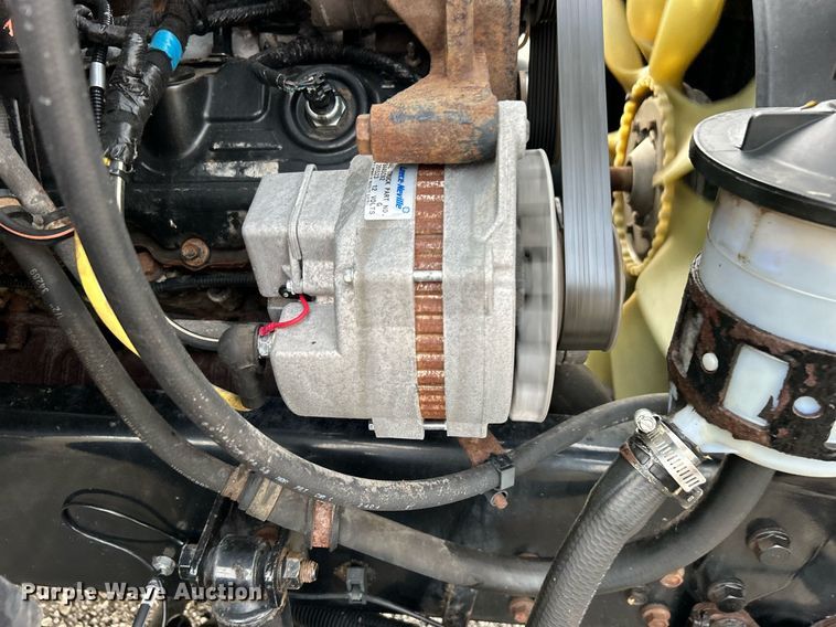 image for item OM9233 2005 Ford F650 Super Duty service truck