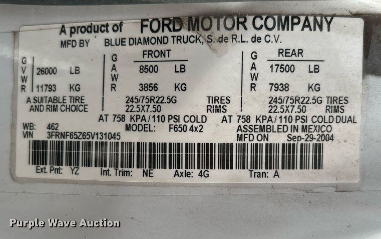image for item OM9233 2005 Ford F650 Super Duty service truck