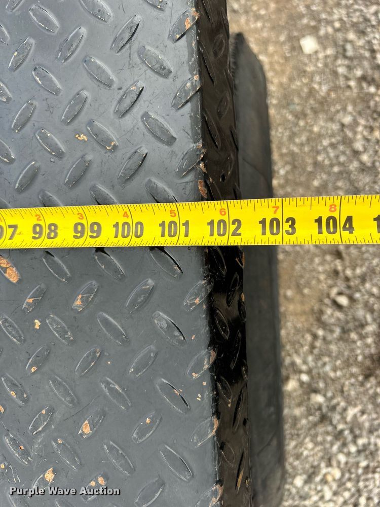 image for item OM9248 2018 Snake River Trailer Co. equipment trailer