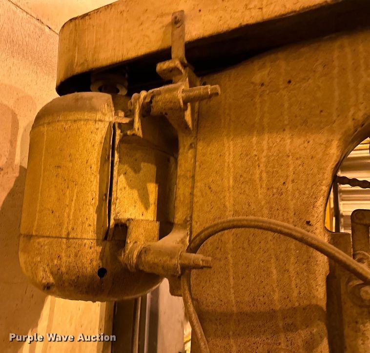 image for item OM9752 Allen drill press