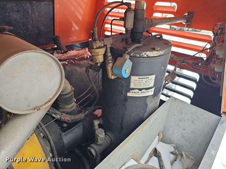 image for item DK0502 Sullivan Palatek D185PJD air compressor