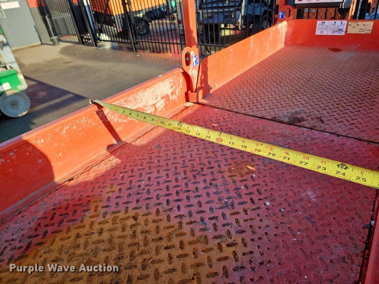 image for item DK0514 2018 SkyJack SJIII-3219 scissor lift