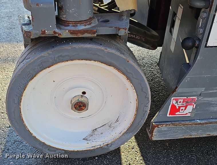 image for item DK0514 2018 SkyJack SJIII-3219 scissor lift