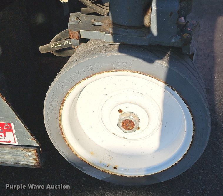 image for item DK0514 2018 SkyJack SJIII-3219 scissor lift