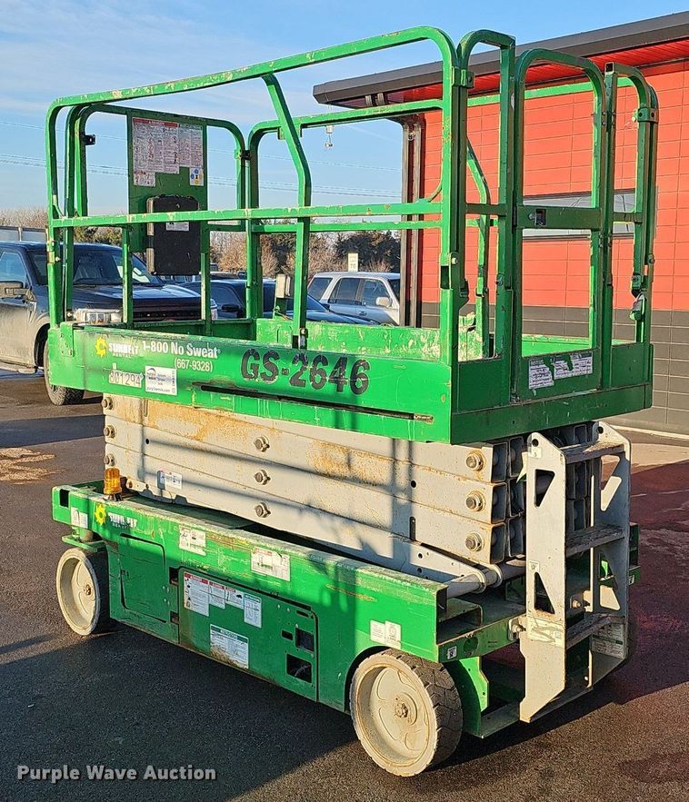 image for item DK0515 2015 Genie GS-2646 scissor lift