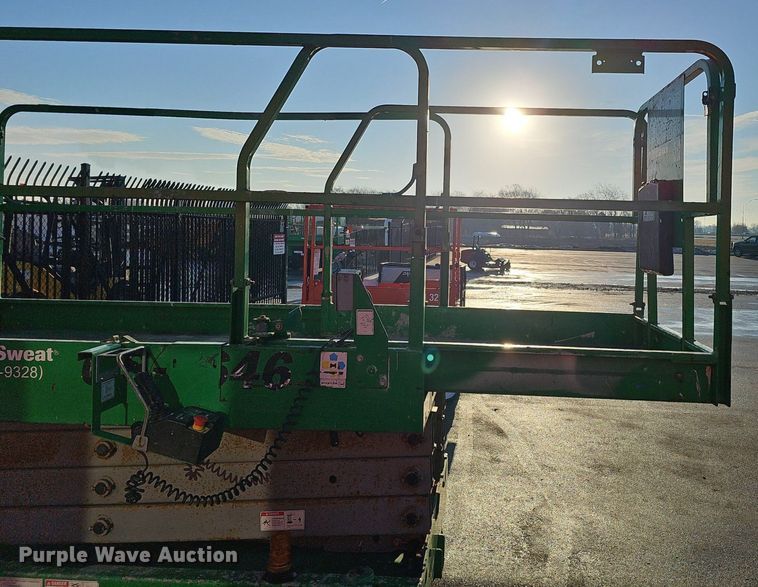 image for item DK0515 2015 Genie GS-2646 scissor lift