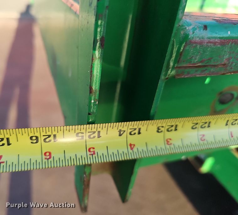 image for item DK0515 2015 Genie GS-2646 scissor lift