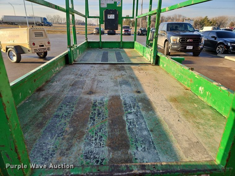 image for item DK0515 2015 Genie GS-2646 scissor lift