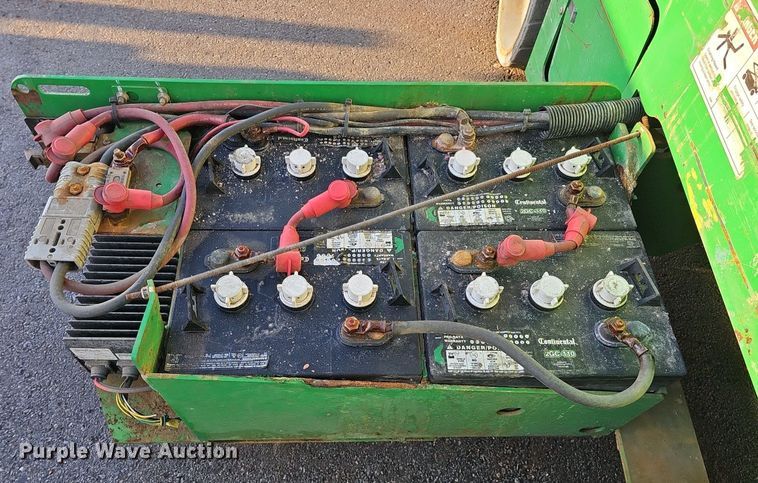 image for item DK0515 2015 Genie GS-2646 scissor lift