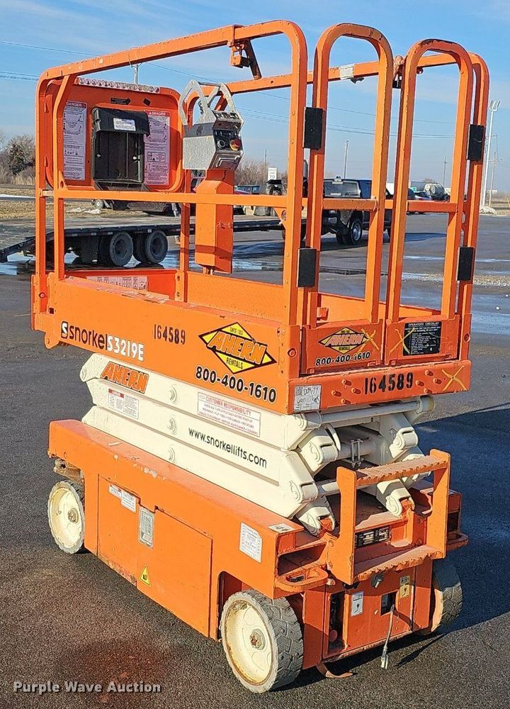 image for item DK0518 2016 Snorkel S3219E scissor lift