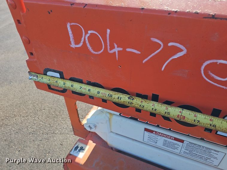 image for item DK0518 2016 Snorkel S3219E scissor lift