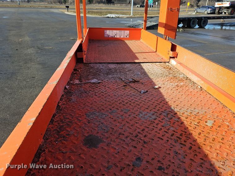 image for item DK0518 2016 Snorkel S3219E scissor lift