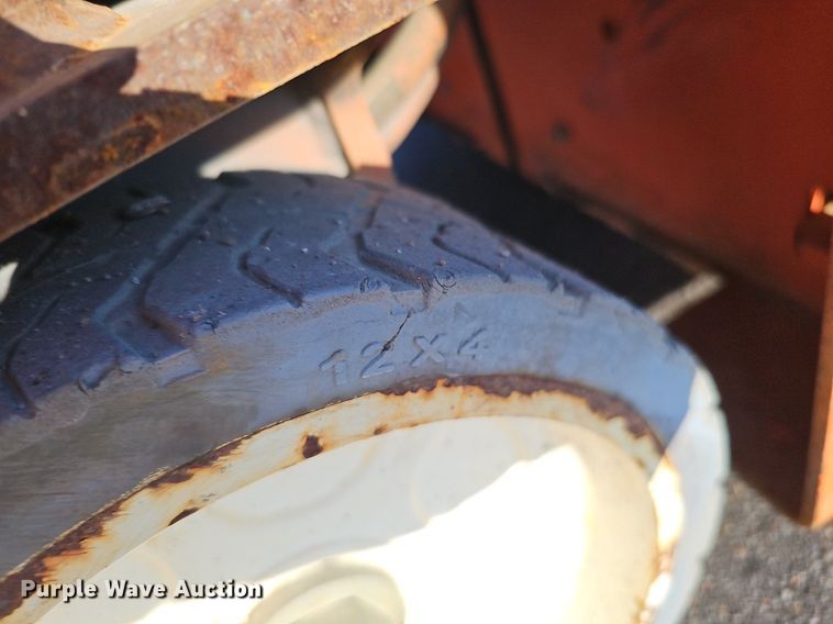 image for item DK0518 2016 Snorkel S3219E scissor lift