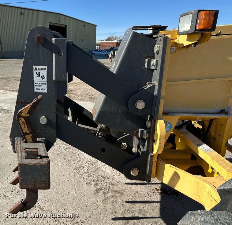 image for item DK6741 2004 New Holland RG140B motor grader