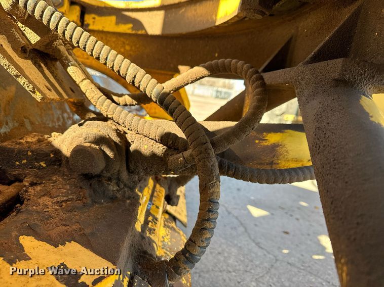 image for item DK6741 2004 New Holland RG140B motor grader