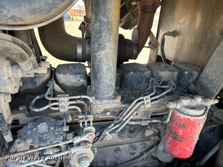 image for item DK6741 2004 New Holland RG140B motor grader