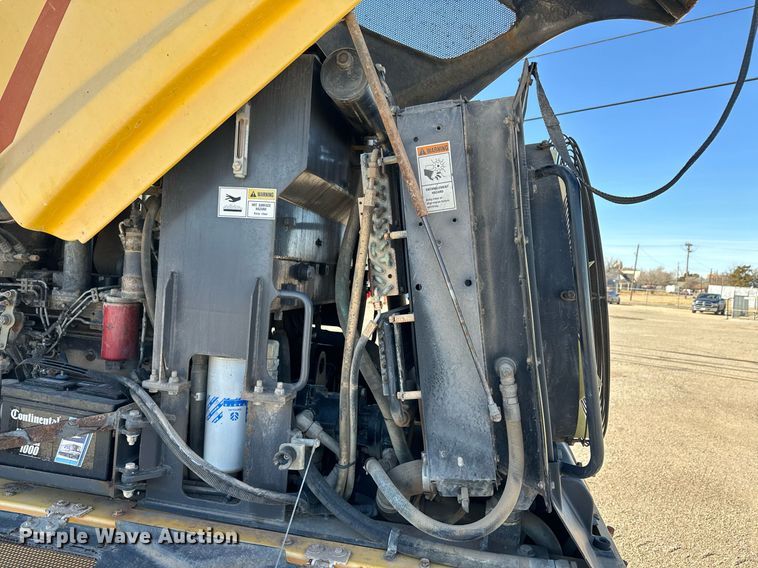 image for item DK6741 2004 New Holland RG140B motor grader