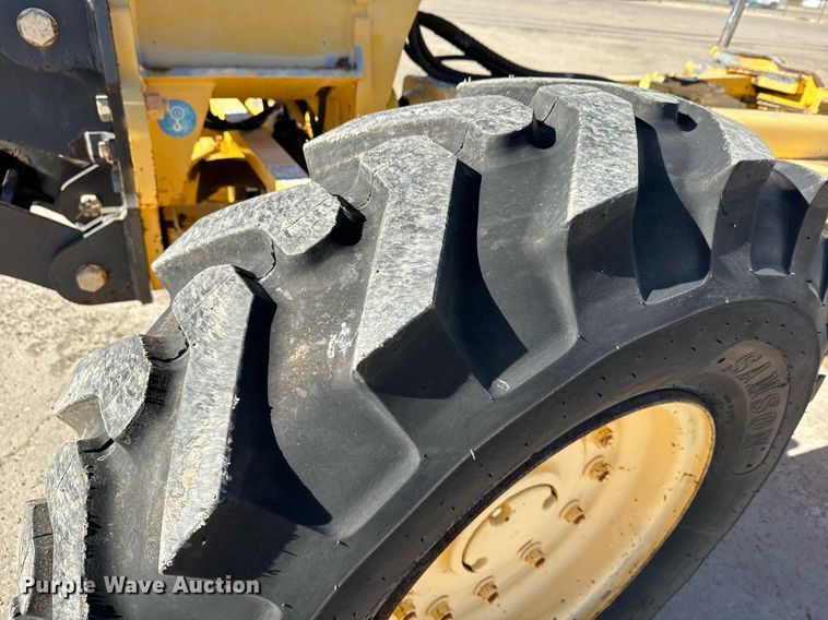 image for item DK6741 2004 New Holland RG140B motor grader