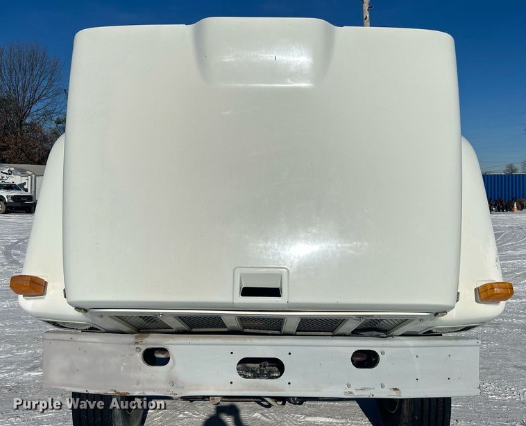 image for item DN0655 2001 International  2554 dump truck