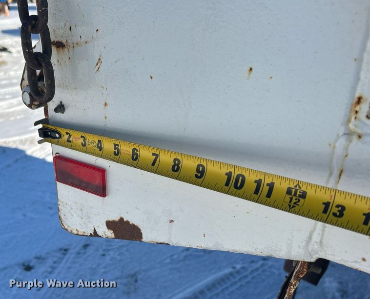 image for item DN0655 2001 International  2554 dump truck